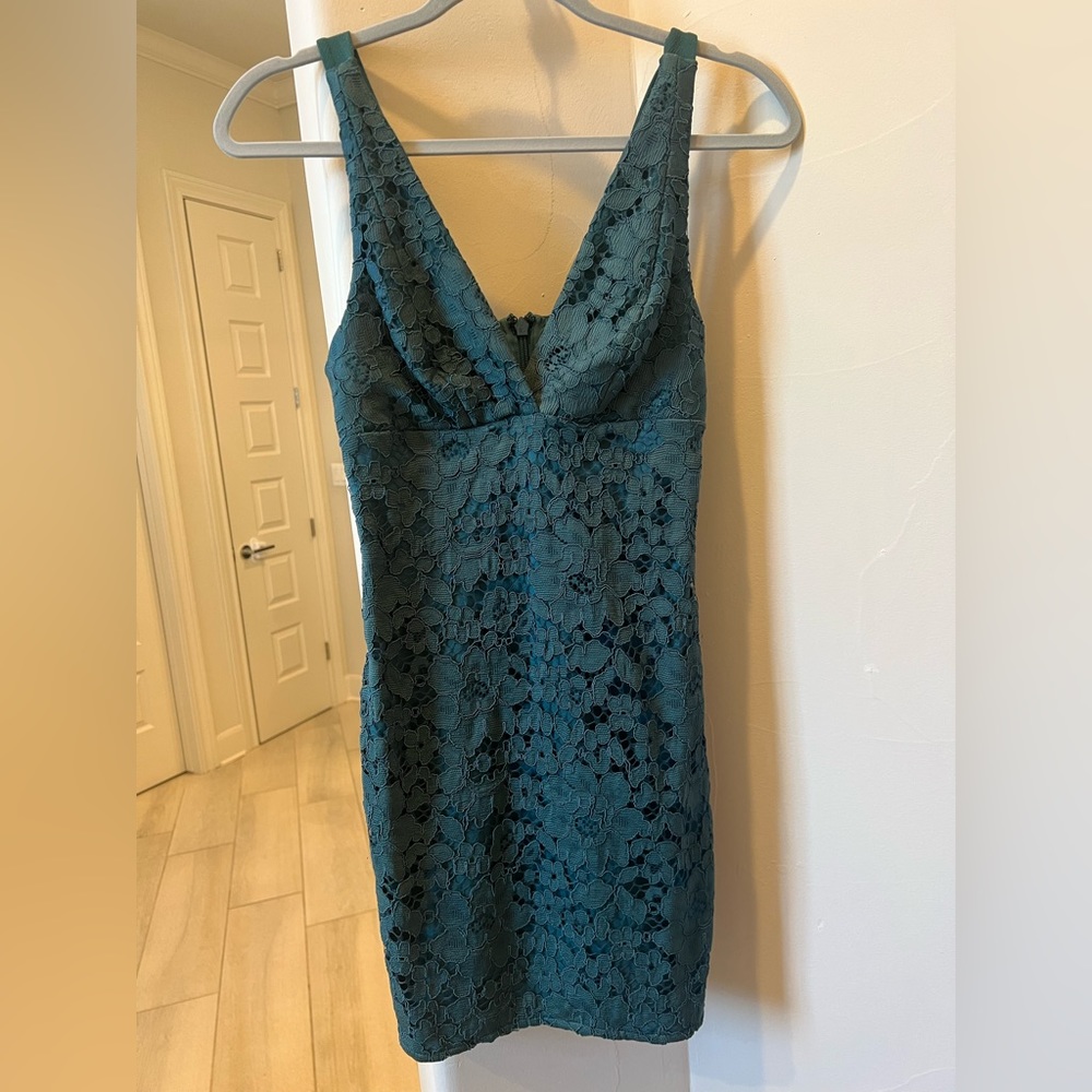 Topshop green lace dress size 2